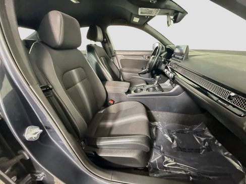Used 2023 Honda Civic Sport image 29