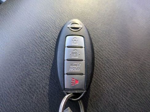 Used 2021 Nissan Armada SV w/ SV Appearance Package image 36