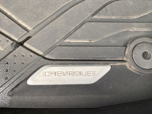 Used 2023 Chevrolet Equinox Premier AWD/4WD image 39