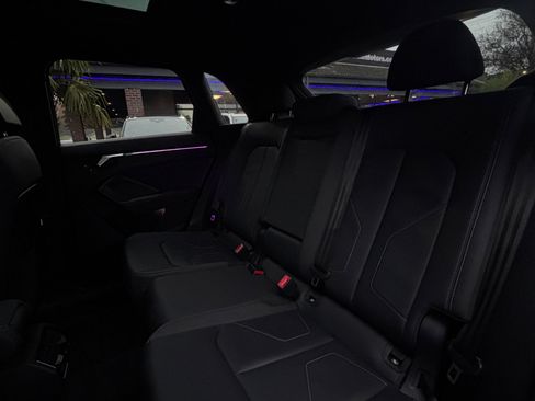 Used 2022 Audi Q3 2.0T Premium Plus w/ Premium Plus Package image 27