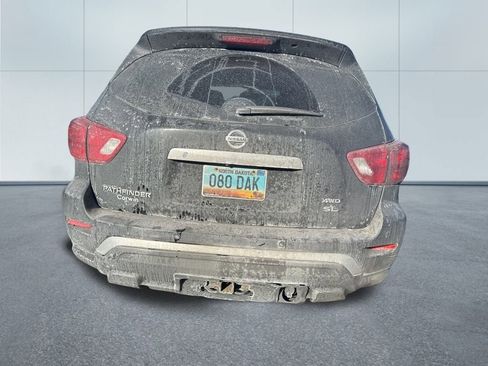 Used 2017 Nissan Pathfinder SL w/ Trailer Tow Package image 7