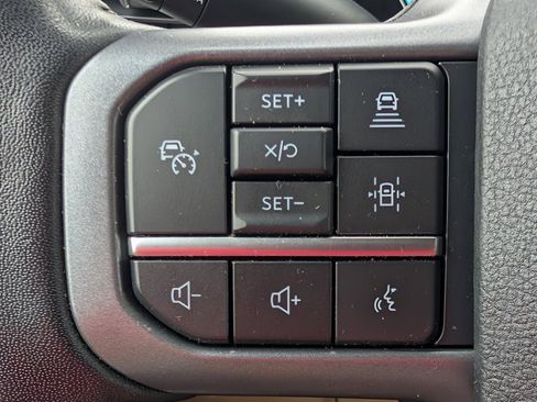 Used 2023 Ford F150 Lariat w/ Trailer Tow Package image 23