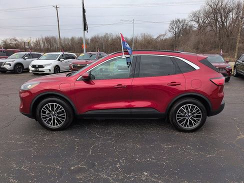 Used 2022 Ford Escape SEL w/ Technology Package image 4