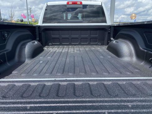 Used 2024 RAM 2500 Laramie w/ Safety Group AWD/4WD image 10