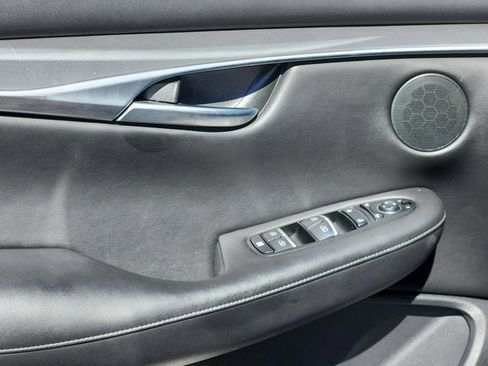 Used 2022 INFINITI QX50 Luxe image 17