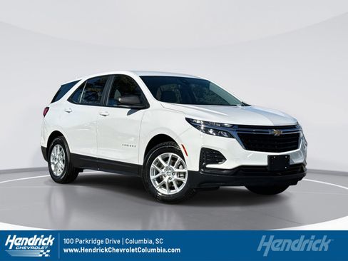Used 2024 Chevrolet Equinox LS image 1