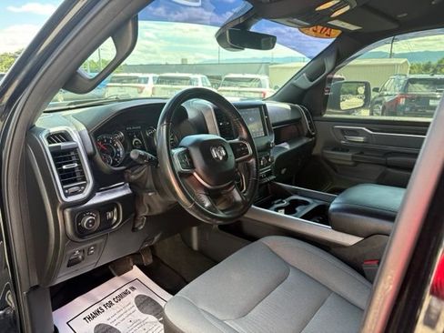 Used 2021 RAM 1500 Big Horn AWD/4WD image 3