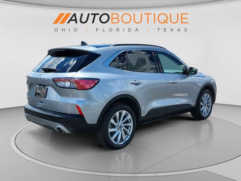 Used 2022 Ford Escape Titanium w/ Titanium Elite Package AWD/4WD image 5