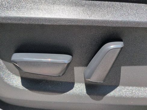 Certified 2025 Nissan Armada SV RWD image 16