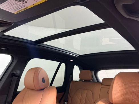 Certified 2024 BMW X5 sDrive40i w/ Parking Assistance Package RWD image 24