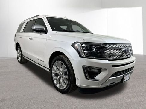 Used 2018 Ford Expedition Platinum image 3