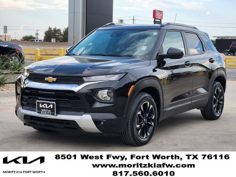 Used 2023 Chevrolet TrailBlazer LT FWD image 3