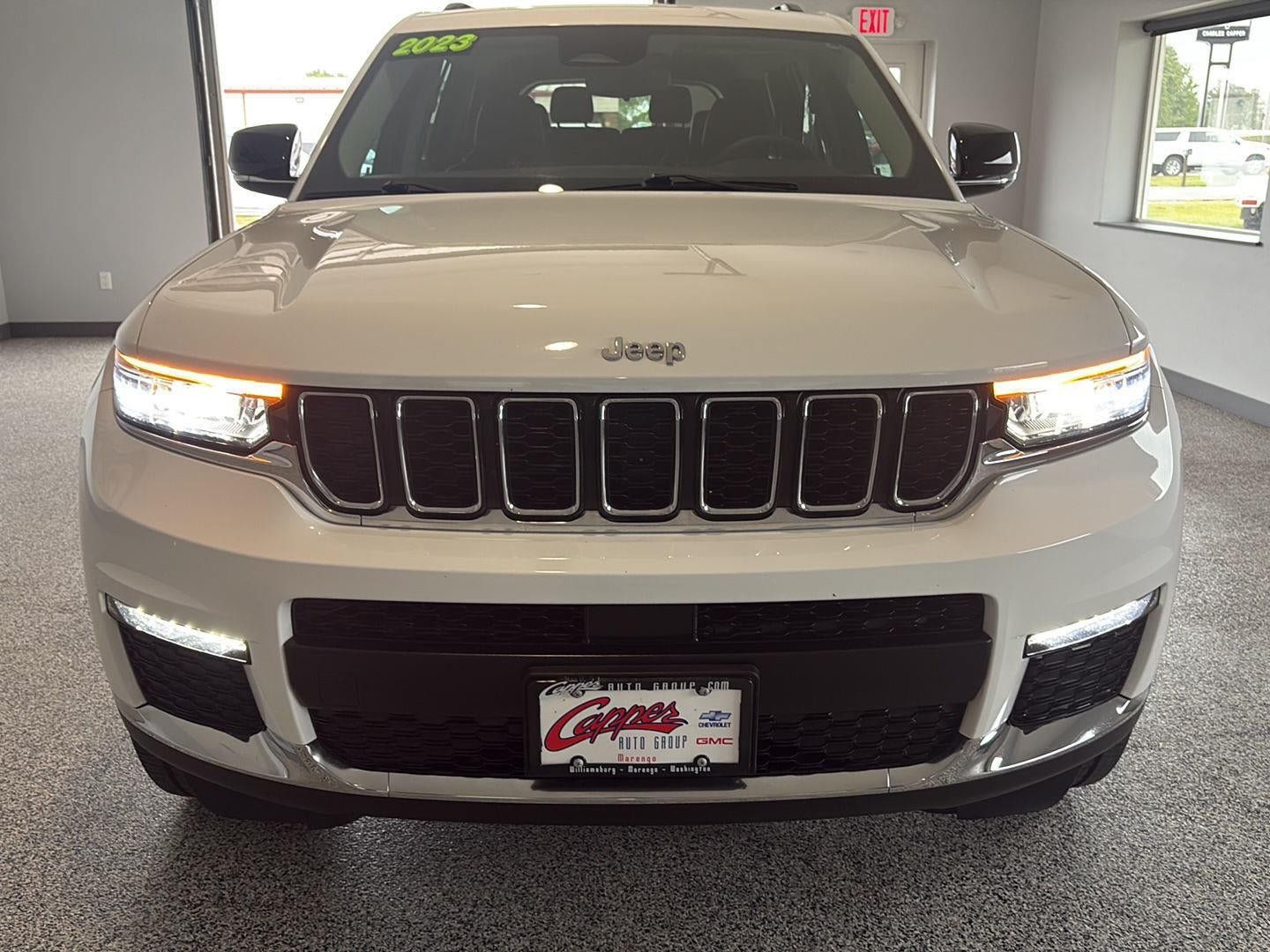 Used 2023 Jeep Grand Cherokee L Limited w/ Trailer Tow Group (B) AWD/4WD image 6