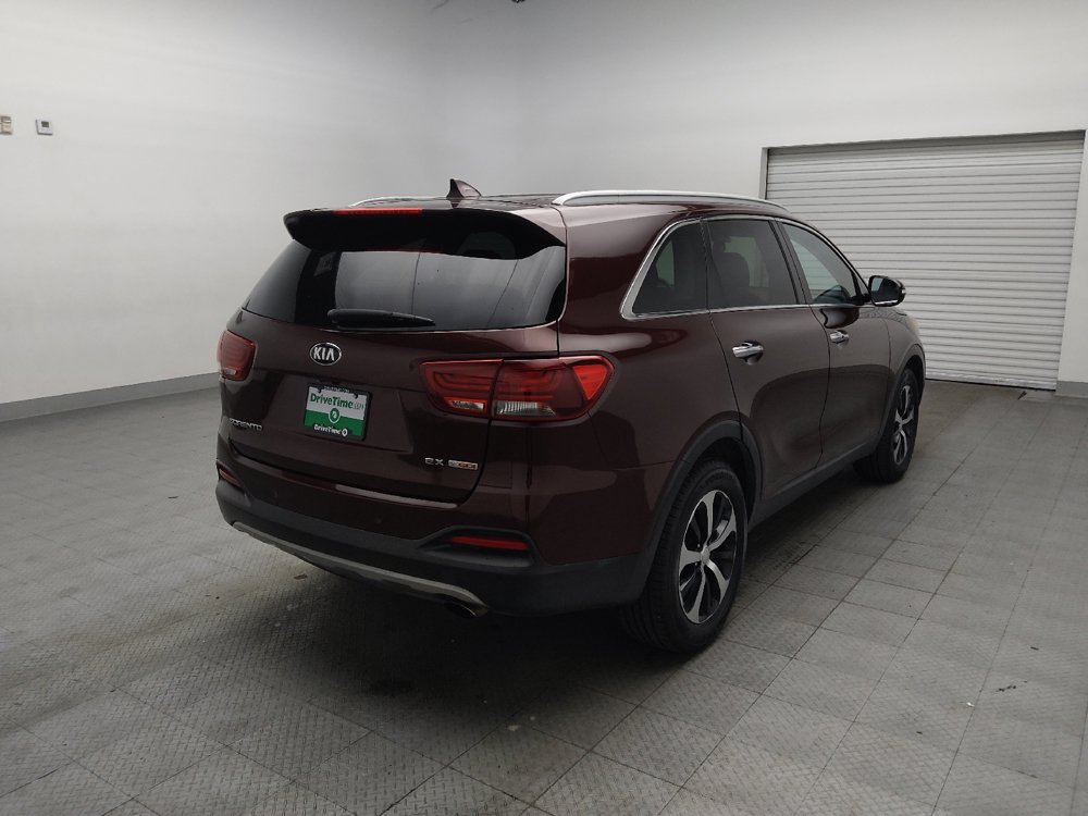 Used 2017 Kia Sorento EX FWD image 9