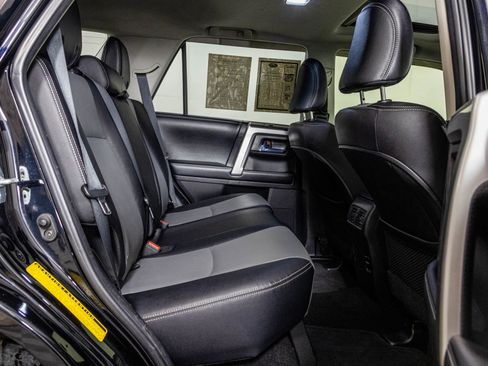 Used 2016 Toyota 4Runner SR5 Premium AWD/4WD image 42