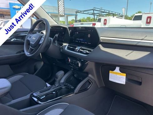 New 2026 Chevrolet TrailBlazer LT FWD image 30
