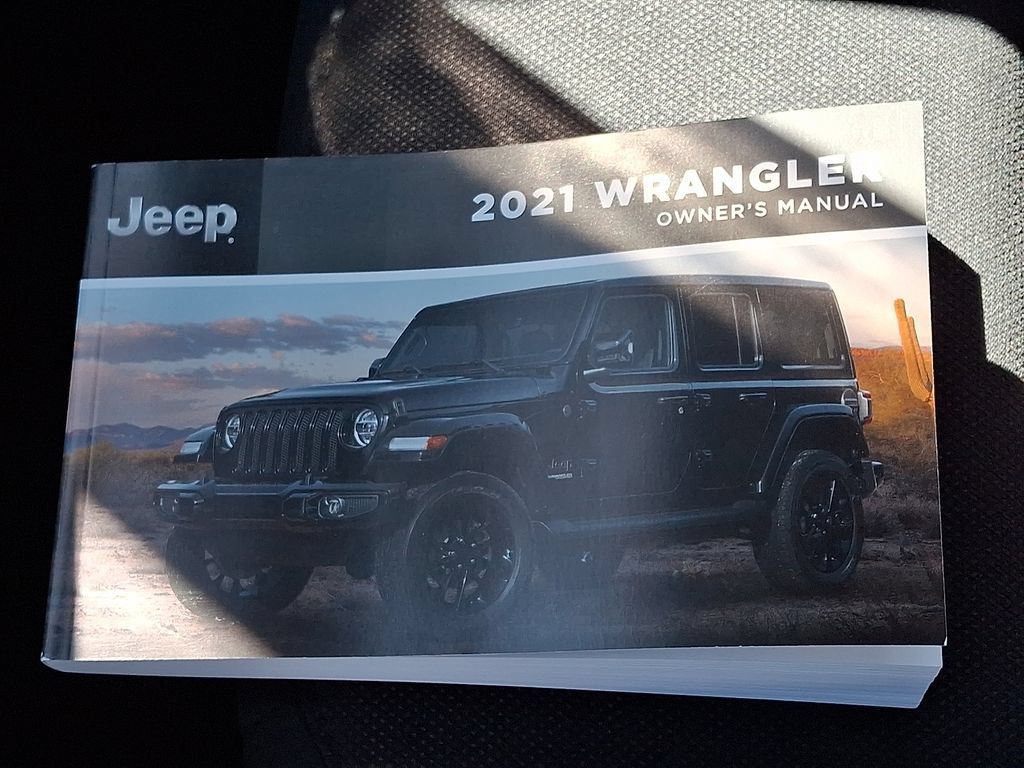 Used 2021 Jeep Wrangler Sport AWD/4WD image 25