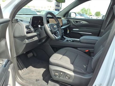 New 2026 Chevrolet Traverse LT FWD image 11