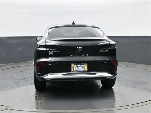 Certified 2024 Buick Envista Avenir image 6