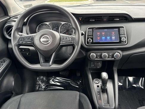 Used 2023 Nissan Kicks S FWD image 8
