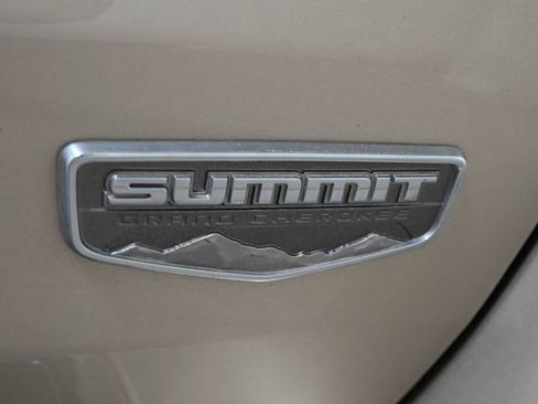 Used 2015 Jeep Grand Cherokee Summit AWD/4WD image 20