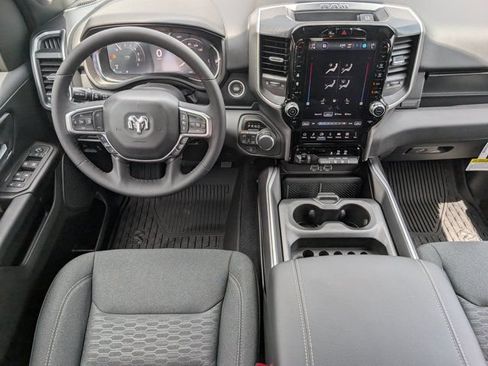 New 2026 RAM 1500 Big Horn AWD/4WD image 6