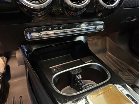 Used 2019 Mercedes-Benz A 220 4MATIC image 22