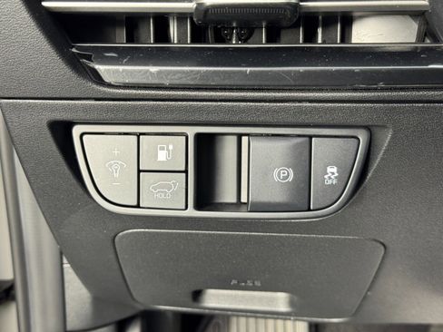 Used 2022 Kia EV6 Wind image 17