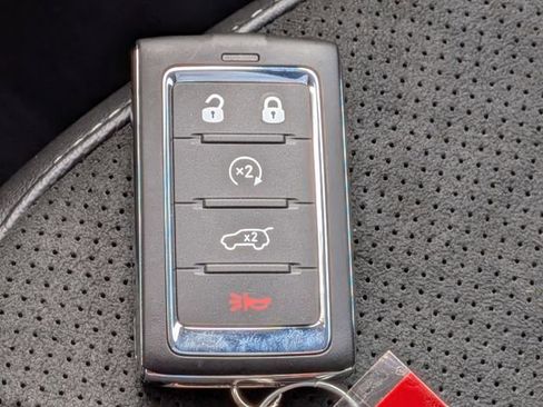 New 2026 Jeep Grand Cherokee Altitude RWD image 30