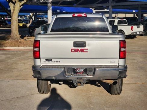 Used 2017 GMC Sierra 2500 SLE w/ HD SLE Preferred Plus Package image 14