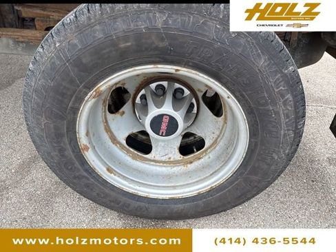 Used 2009 GMC Sierra 3500 W/T w/ Snow Plow Prep Package image 8