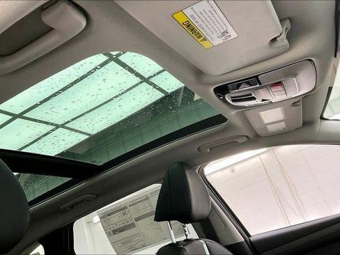 New 2026 Hyundai Tucson Limited image 30