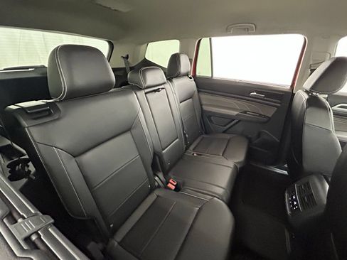 Used 2023 Volkswagen Atlas SE AWD/4WD image 40
