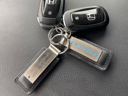 Used 2023 Honda Pilot EX-L image 10