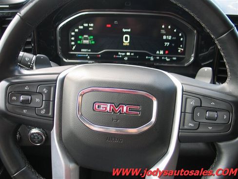 Used 2023 GMC Sierra 1500 Elevation w/ Preferred Package AWD/4WD image 16