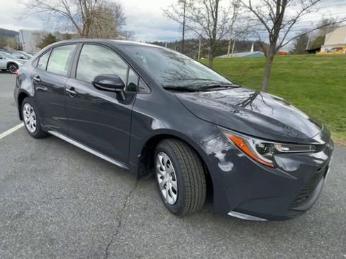 New 2026 Toyota Corolla LE FWD image 2