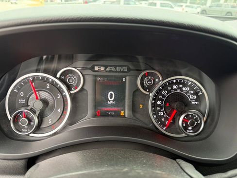 New 2026 RAM 2500 Big Horn AWD/4WD image 15