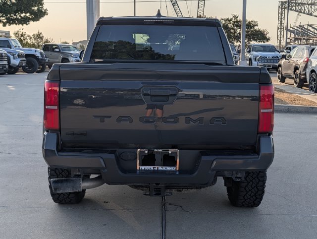 Used 2025 Toyota Tacoma TRD Sport AWD/4WD image 6