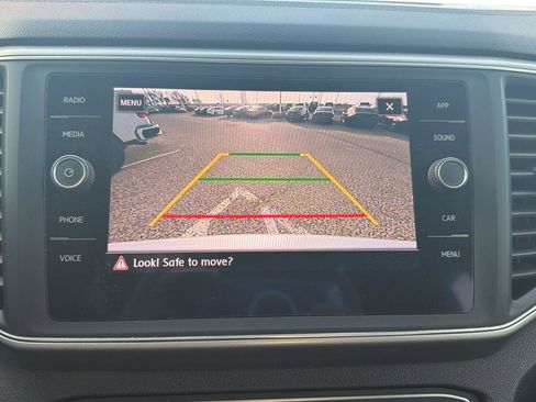 Used 2019 Volkswagen Atlas SE image 30