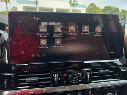 New 2026 Nissan Pathfinder Platinum w/ Cargo Package AWD/4WD image 21