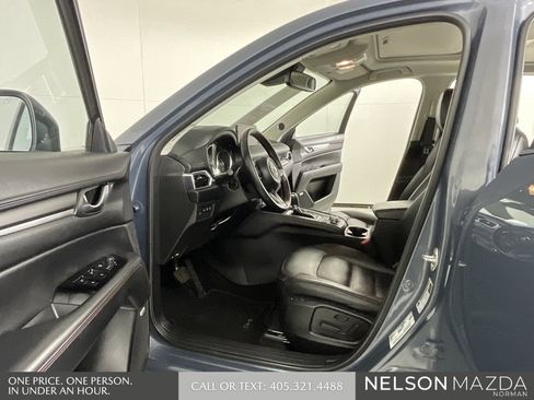 Certified 2025 MAZDA CX-5 Carbon Edition image 11