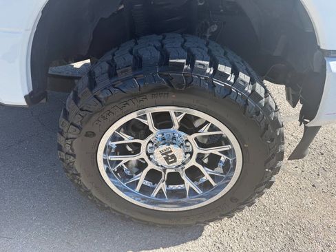 Used 2022 Ford F350 Limited image 14