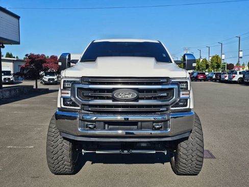 Used 2022 Ford F350 Platinum w/ FX4 Off-Road Package AWD/4WD image 3
