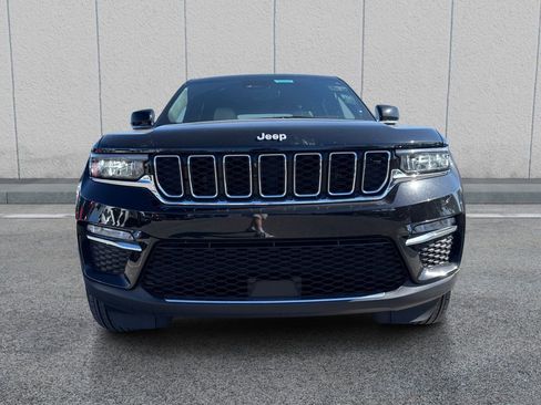 Used 2025 Jeep Grand Cherokee Limited AWD/4WD image 2