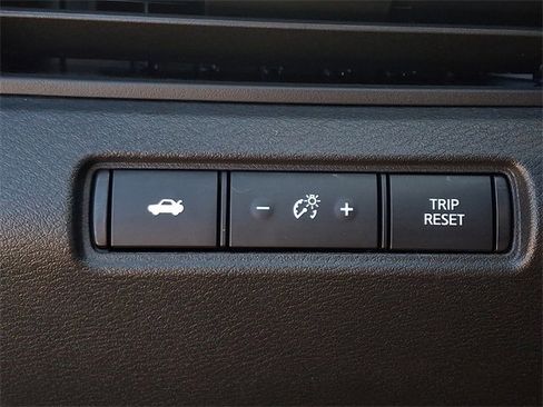 Used 2022 Nissan Altima 2.5 SR image 24