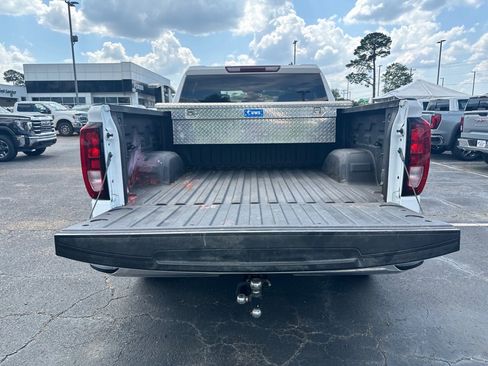 Used 2024 GMC Sierra 1500 Pro w/ Pro Value Package image 6