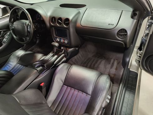 Used 2000 Pontiac Firebird Formula w/ Security Pkg image 14