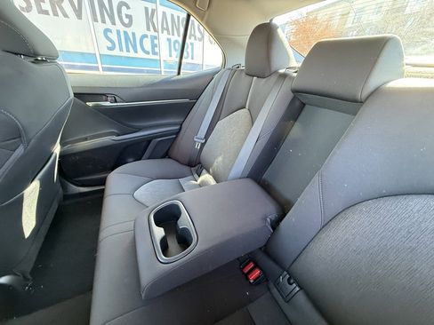 Used 2024 Toyota Camry LE image 30