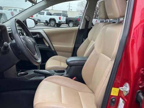 Used 2013 Toyota RAV4 Limited AWD/4WD image 28