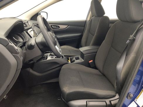 Used 2018 Nissan Rogue Sport S w/ S Appearance Package FWD image 17